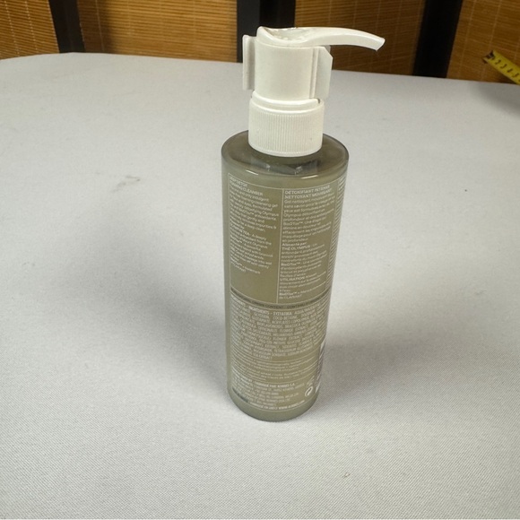 Korres Detoxifying Foaming Cleanser - - Picture 3 of 5